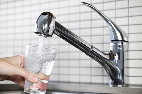 El agua del grifo como causa de infección parasitaria.